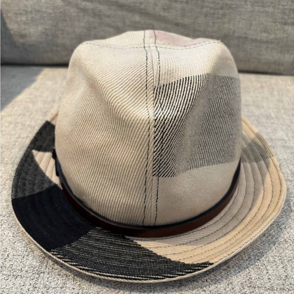 ❤️ Burberry Bucket Hat - Picture 5 of 12